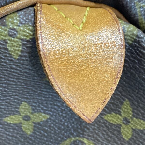 37601425 11 Louis Vuitton Speedy 40 Handbag Monogram Canvas