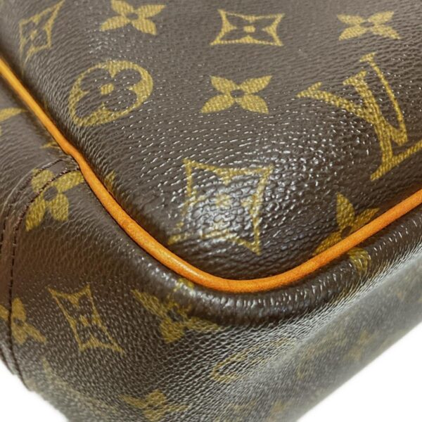 37603005 7 Louis Vuitton Deauville Handbag Monogram Canvas