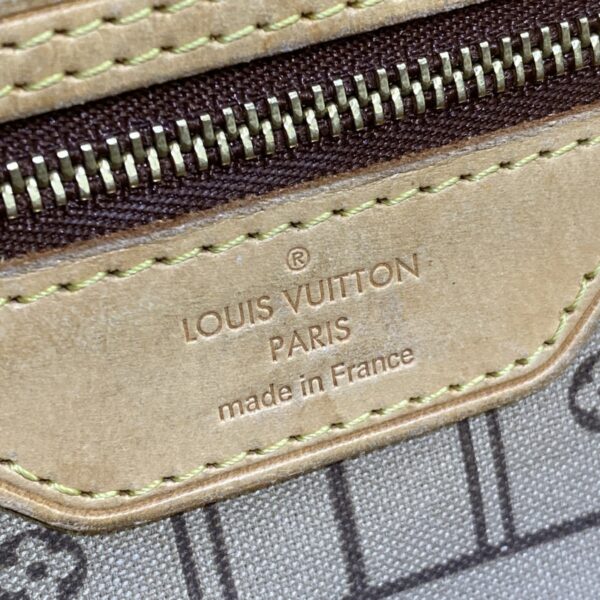 37606380 12 Louis Vuitton Neverfull MM Tote Bag Monogram Canvas