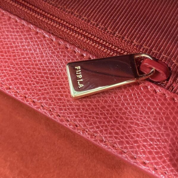 37675962 19 Furla Metropolis Shoulder Bag Chain Shoulder Leather Red