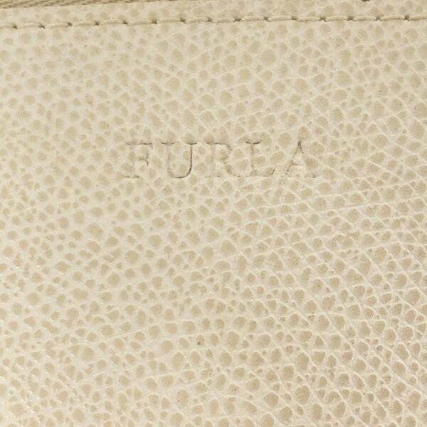 37679176 5 Furla Pouch Leather Ivory