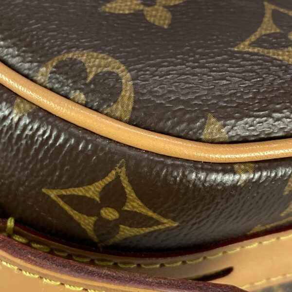 37790096 7 Louis Vuitton Boite Chapeau Souple Shoulder Bag