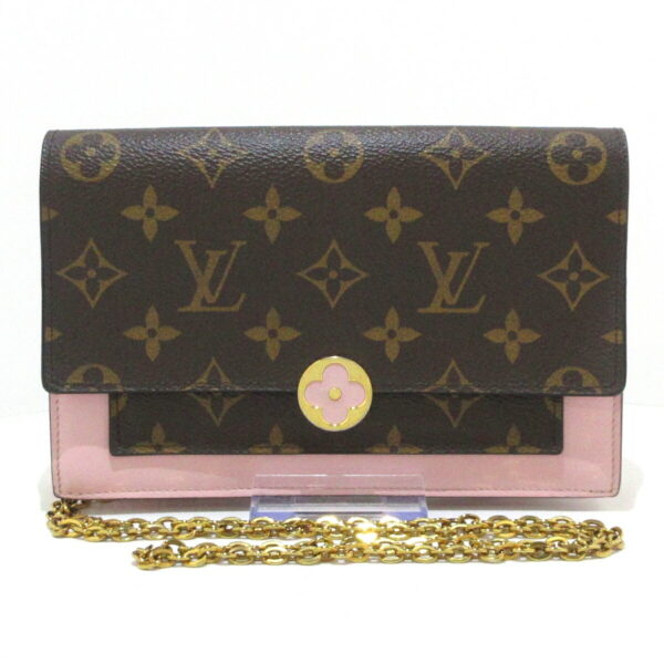 37791928 1 Louis Vuitton Portefeuille Flor Chain Wallet Rose Ballerine