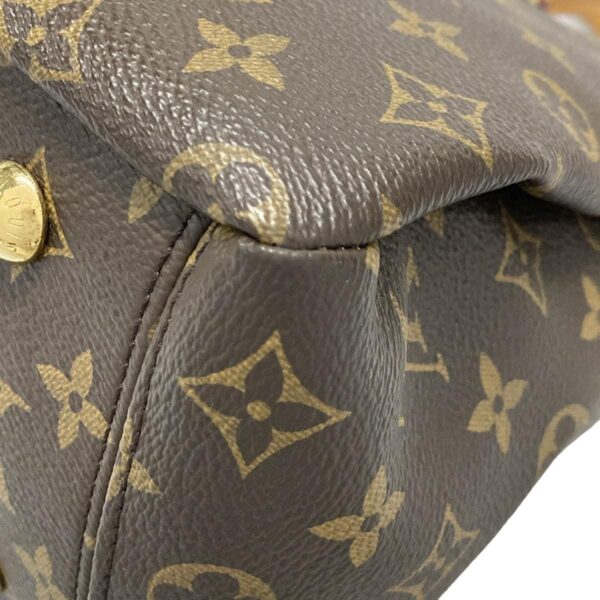 37792364 8 Louis Vuitton Pallas Handbag Clementine