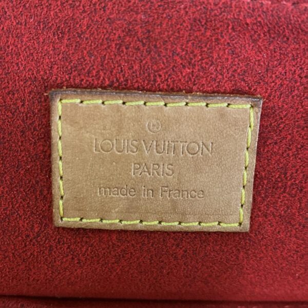 37799761 11 Louis Vuitton Cousin GM Shoulder Bag