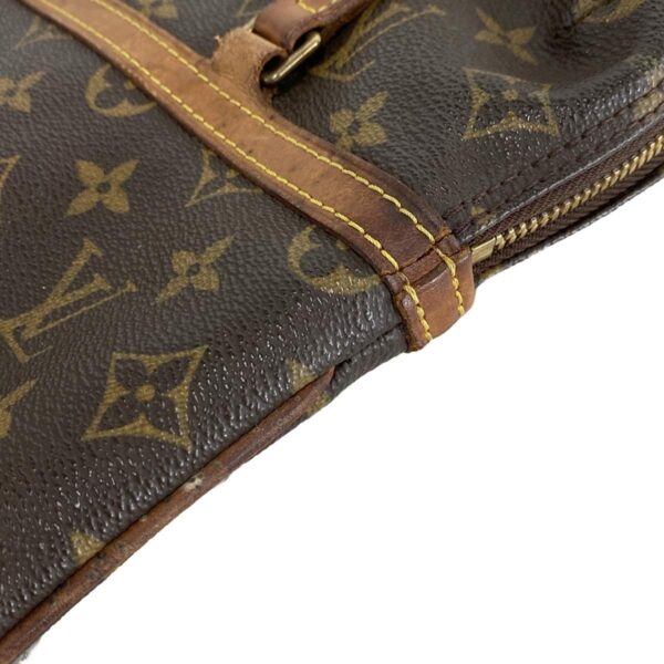 37799761 19 Louis Vuitton Cousin GM Shoulder Bag