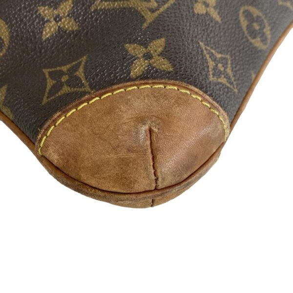 37799761 9 Louis Vuitton Cousin GM Shoulder Bag