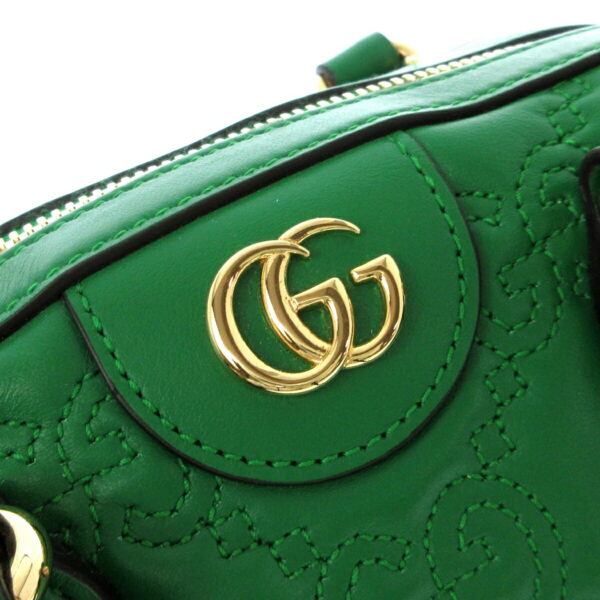 37817694 15 Gucci GG Matelasse Handbag Leather Green