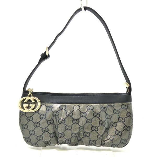 37817742 1 Gucci Interlocking G Handbag Leather Gray Black