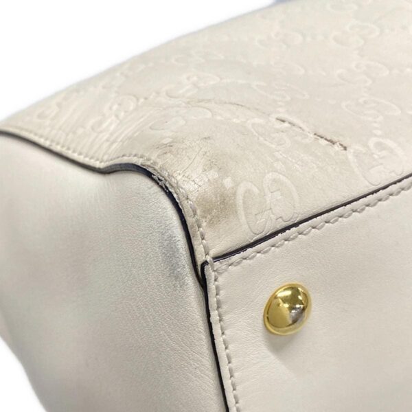 37856478 8 Gucci Soft Gucci Chain Shoulder Bag Leather White