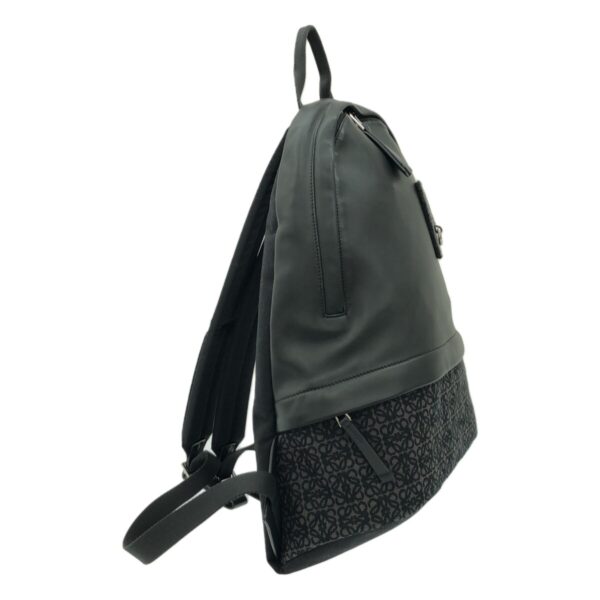 37881829 2 Loewe Round Backpack Slim Rucksack Black