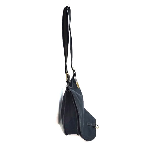 37915050 2 Gucci Shoulder Bag Leather Navy