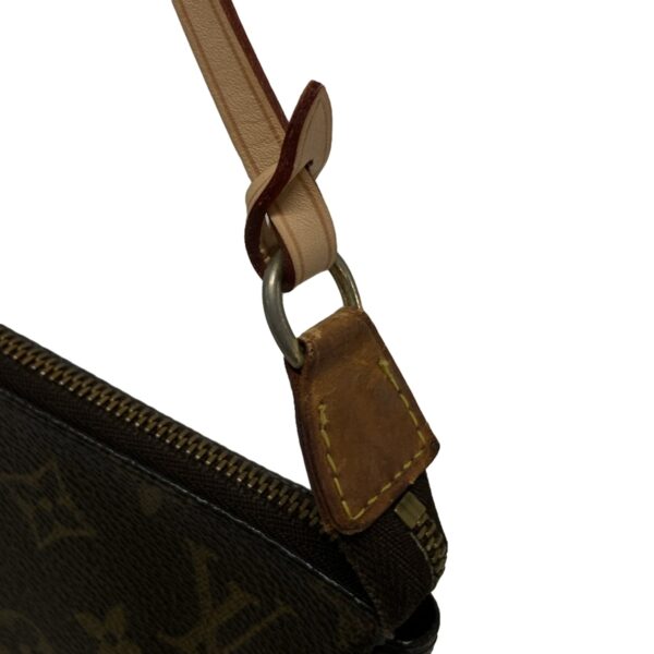 37922296 16 Louis Vuitton Pochette Accessoire Handbag