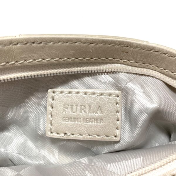 37931212 5 Furla Pouch Leather Ivory