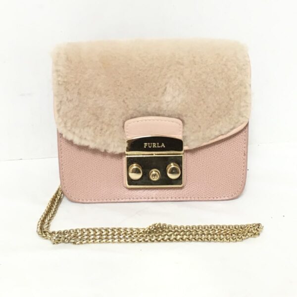 37939928 1 Furla Metropolis Shoulder Bag Chain Shoulder Flap Removable Leather Pink Beige