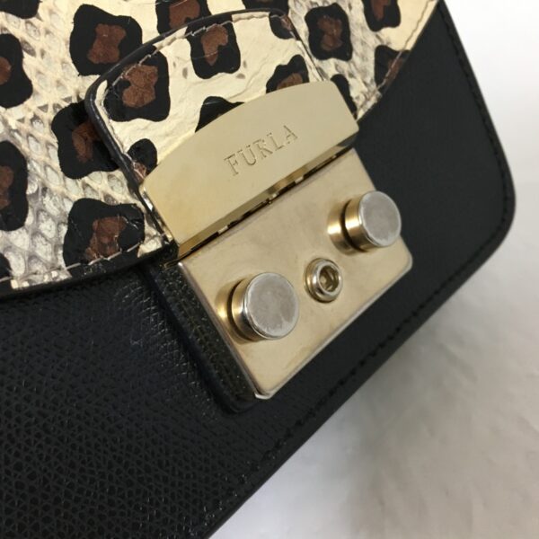 37942032 10 Furla Metropolis Shoulder Bag Leopard Chain Shoulder Flap Leather White Black Brown