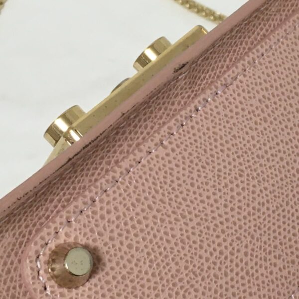 37942045 11 Furla Metropolis Shoulder Bag Chain Shoulder Leather Pink Beige