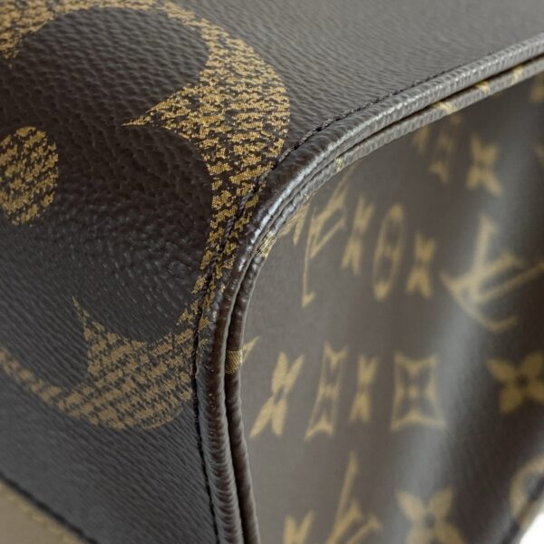 37958995 6 Louis Vuitton On the Go MM Tote Bag Monogram Reverse Canvas