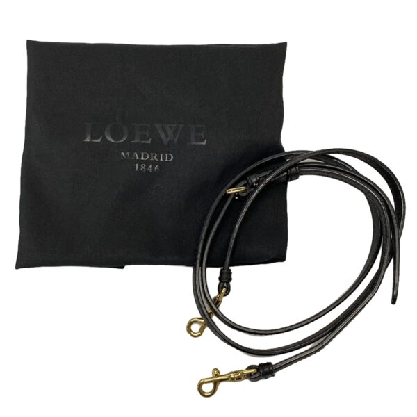 37959007 11 Loewe Amazona 23 Handbag Leather Black