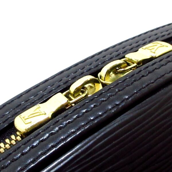 37959220 11 Louis Vuitton Jasmine Handbag Leather Noir