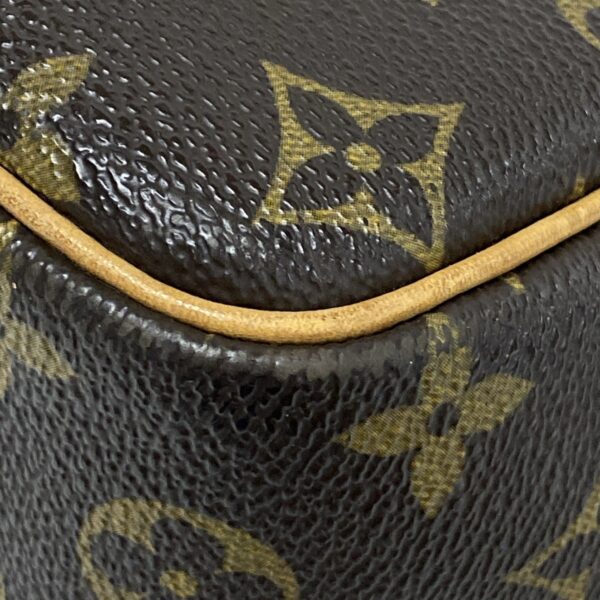 37961188 9 Louis Vuitton Deauville Handbag