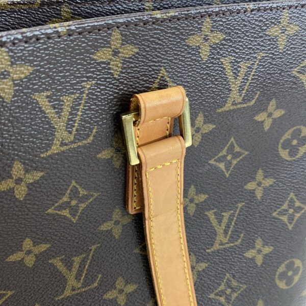 37970019 17 Louis Vuitton Luco Tote Bag Monogram Canvas