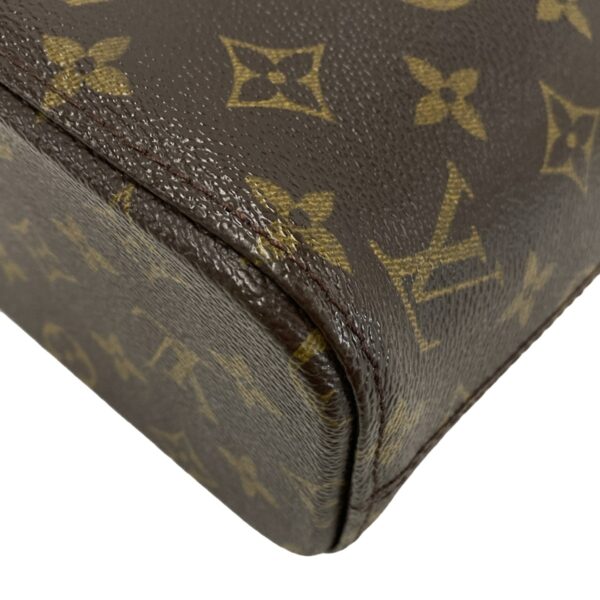 37970019 8 Louis Vuitton Luco Tote Bag Monogram Canvas