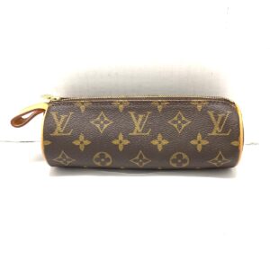 37970021 1 Louis Vuitton Monogram Vernis Pochette Lucy Pouch Threes