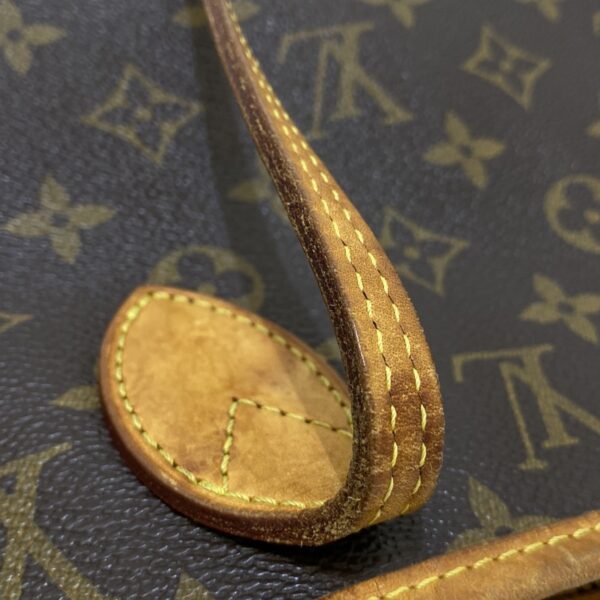 37970804 17 Louis Vuitton Neverfull MM Tote Bag Monogram Mimosa