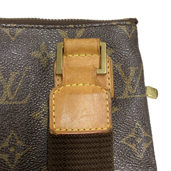 37973517 16 Louis Vuitton Pochette Bossfall Shoulder Bag Monogram Canvas