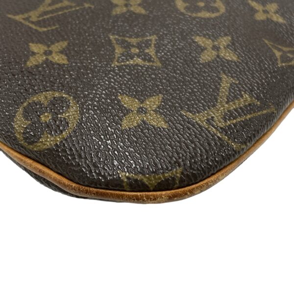 37973517 6 Louis Vuitton Pochette Bossfall Shoulder Bag Monogram Canvas