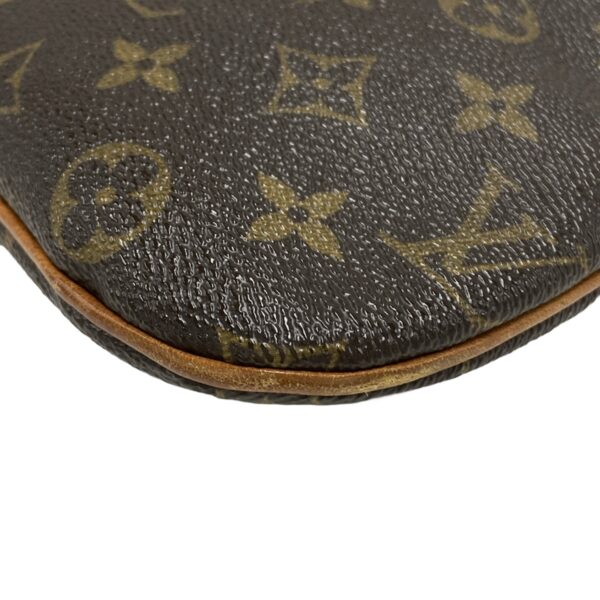 37973517 8 Louis Vuitton Pochette Bossfall Shoulder Bag Monogram Canvas