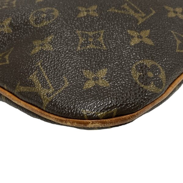 37973517 9 Louis Vuitton Pochette Bossfall Shoulder Bag Monogram Canvas