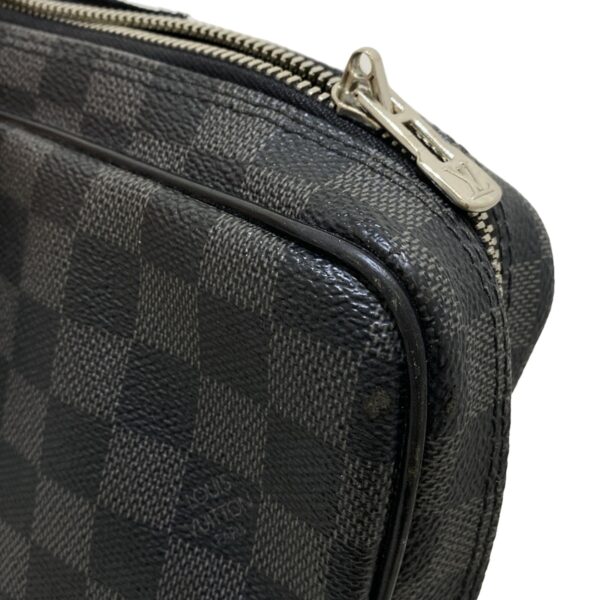 37976774 18 Louis Vuitton Porte de Cumin Voyage Graphite Black