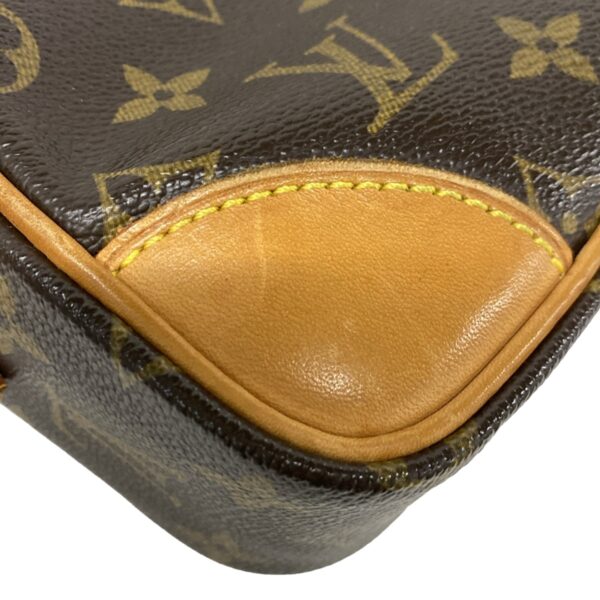 37982554 9 Louis Vuitton Trocadero 27 Shoulder Bag