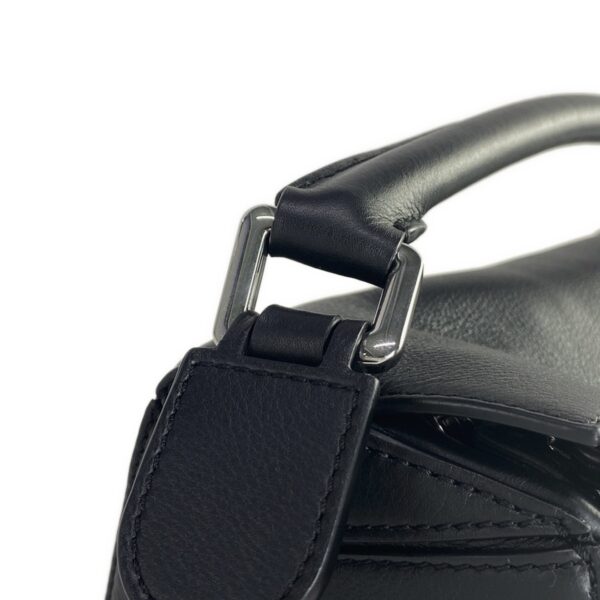 37982661 16 Loewe Puzzle Small Handbag Classic Calf Leather Black