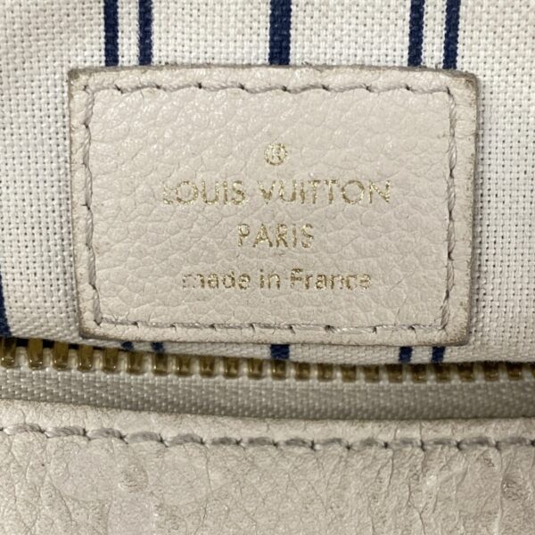 37984353 12 Louis Vuitton Lumineuse PM Handbag Leather Neige