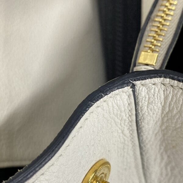 37984493 18 Prada Tote Bag Leather Tag Leather Ivory