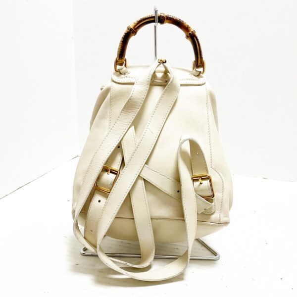 37987431 3 Gucci Bamboo Rucksack Leather Ivory