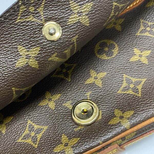 37988650 17 Louis Vuitton Saint Germain 24 Shoulder Bag