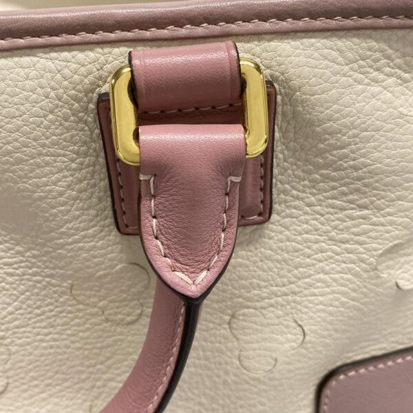 37992624 16 Loewe Amazona 28 Cherry Blossom Handbag Punching Leather White Pink Beige Pink