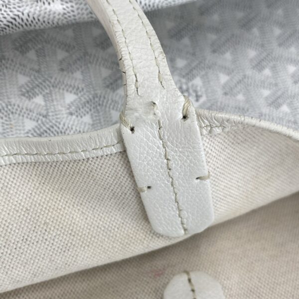 38002604 16 Goyard Saint Louis PM Tote Bag White Gray Gray Leather