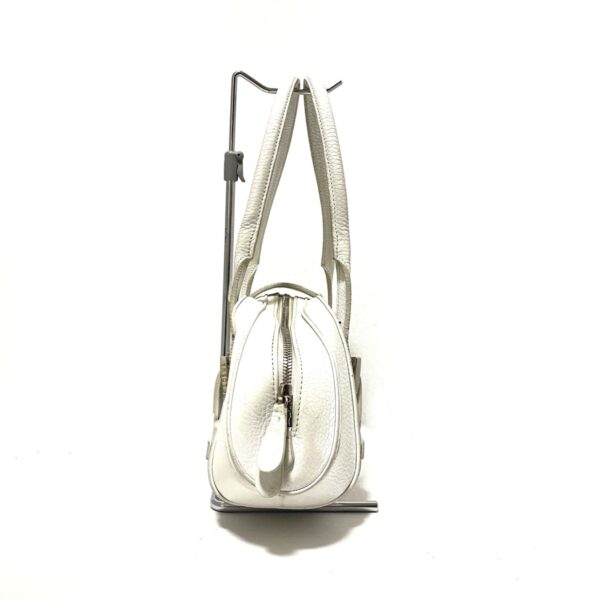 38004941 2 Loewe Senda Shoulder Bag Leather White