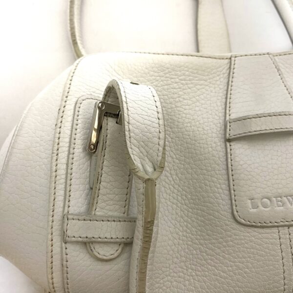 38004941 9 Loewe Senda Shoulder Bag Leather White