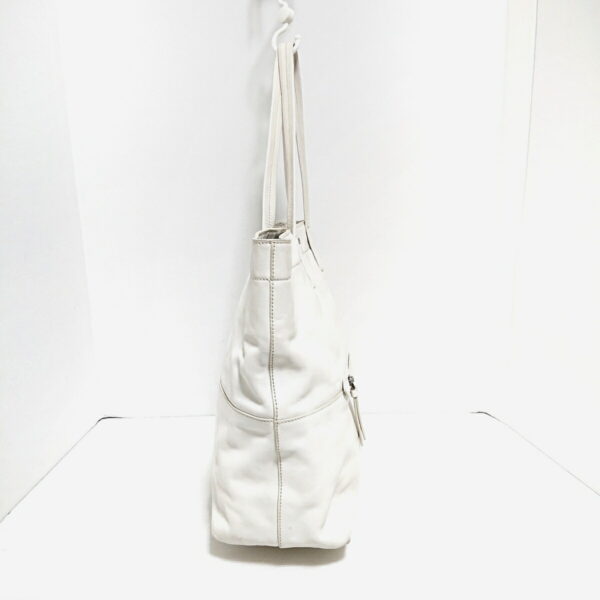 38005165 2 Miu Miu Tote Bag White Leather