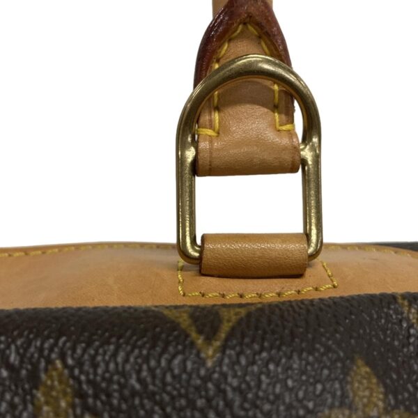 38005745 16 Louis Vuitton Deauville Handbag