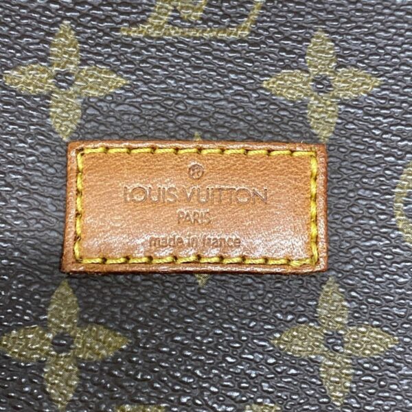 38006502 12 Louis Vuitton Saumur 43 Shoulder Bag