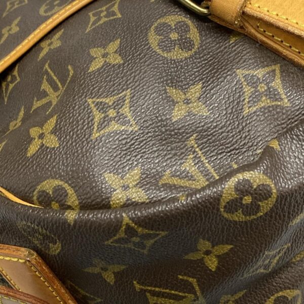 38006502 7 Louis Vuitton Saumur 43 Shoulder Bag