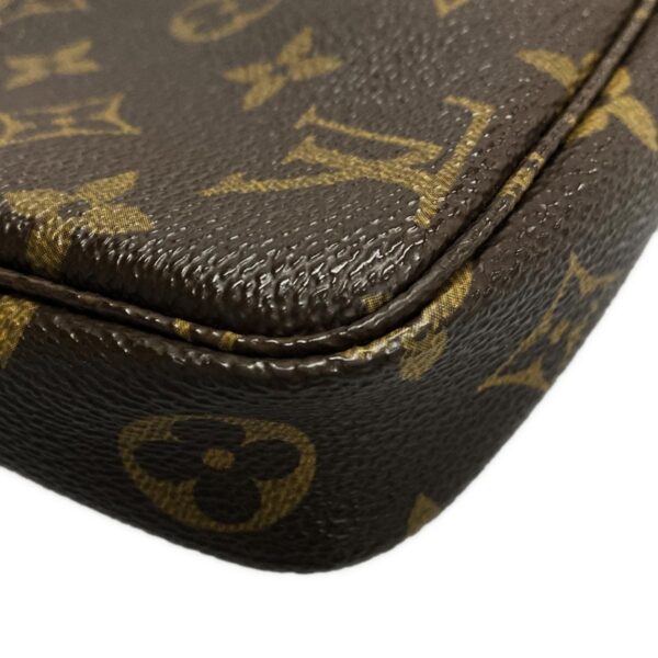 38010695 7 Louis Vuitton Pochette Accessoire Handbag