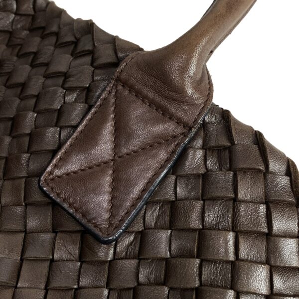 38011905 15 Bottega Veneta Hippo MM Tote Bag Leather Brown